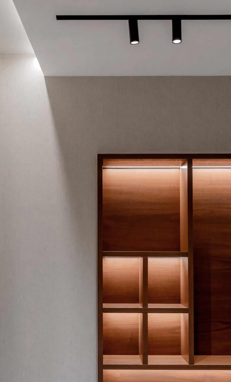 The integration of luminaires in architecture
