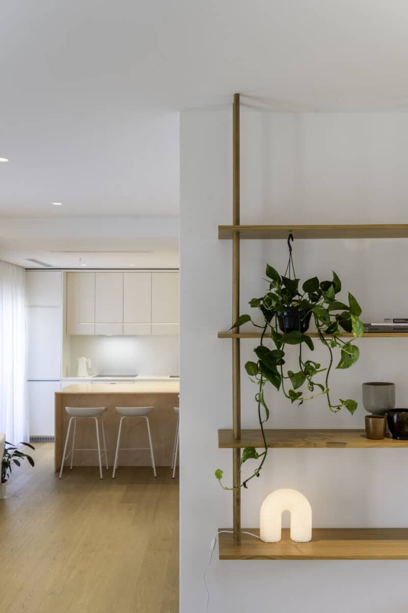 L-A-V APARTMENT
