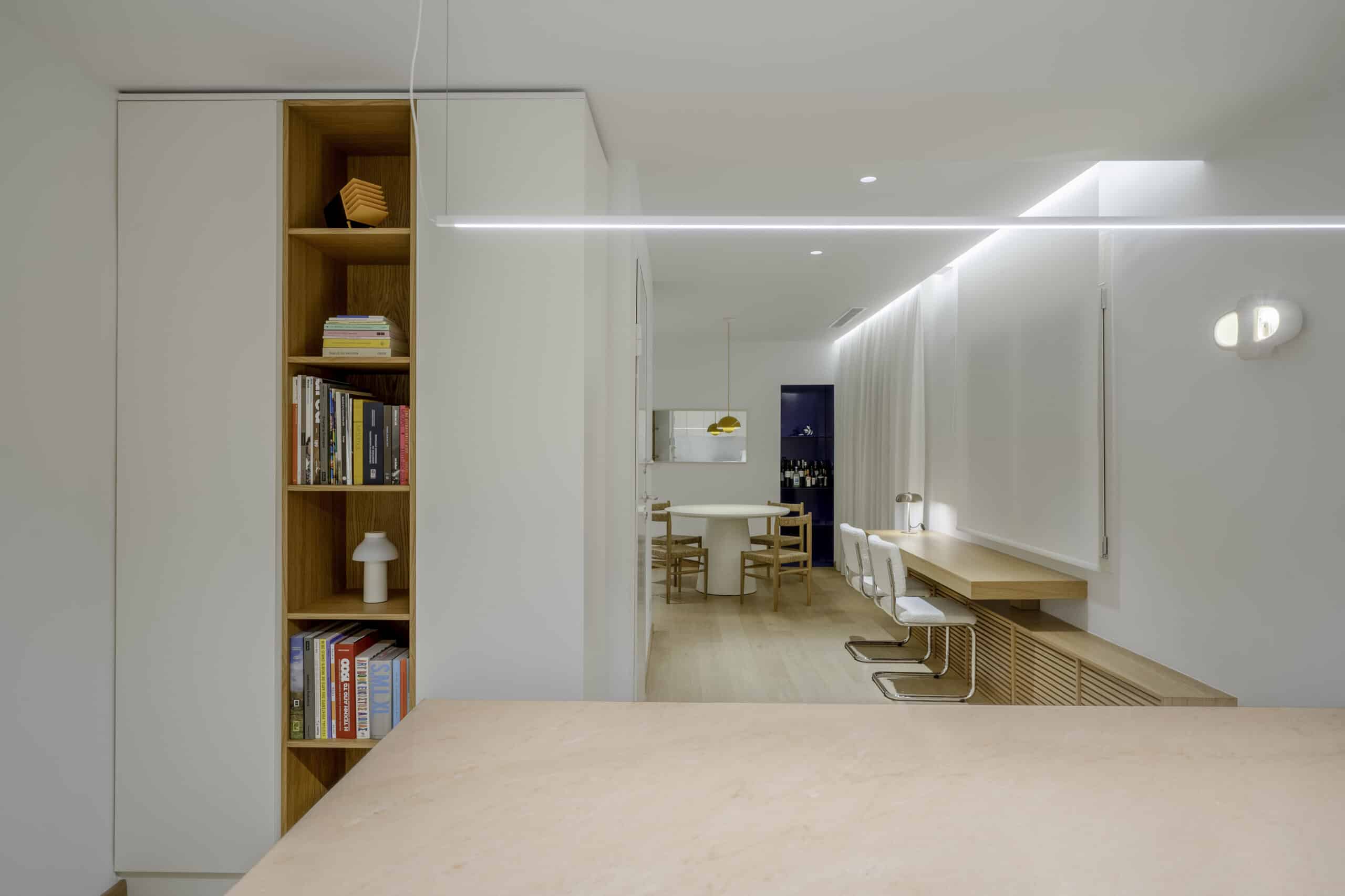 L-A-V APARTMENT