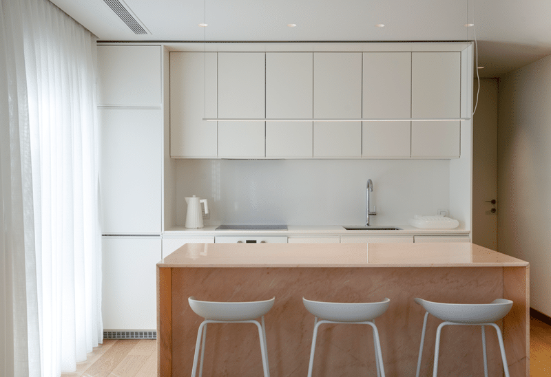 L-A-V APARTMENT